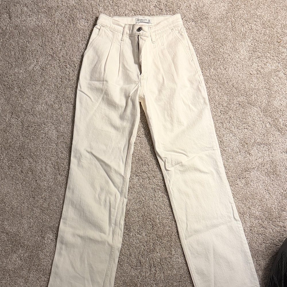 Abercrombie & Fitch 90s Relaxed High Rise